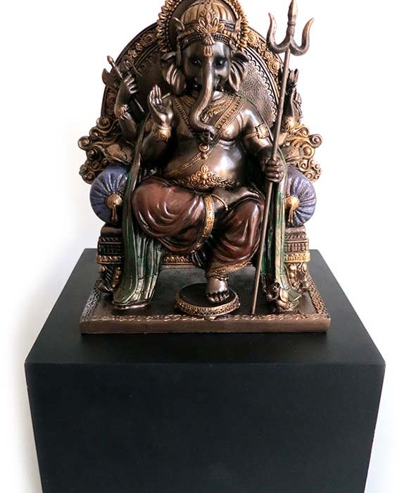 photo de ganesh en bronze sur asbox