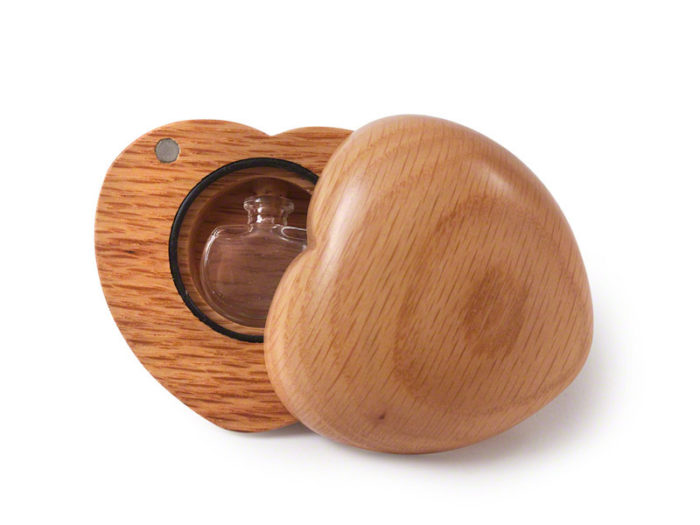mini urna commemorativa in legno a forma di cuore