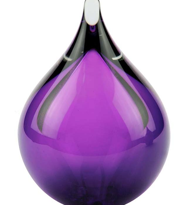 petits verres cristal D urne bulle violet