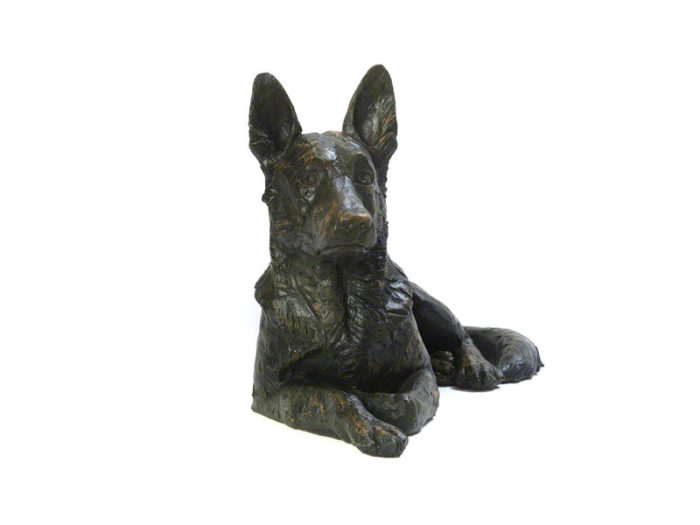 gyvūno urnos šuns ar piemens atvaizdas