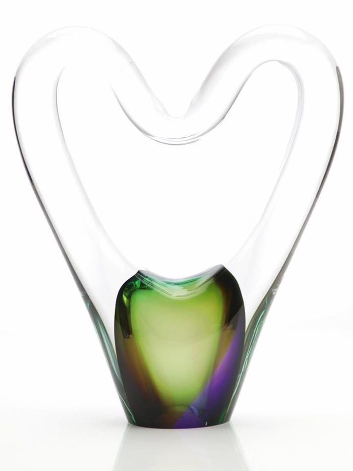 glass urn d heart urn