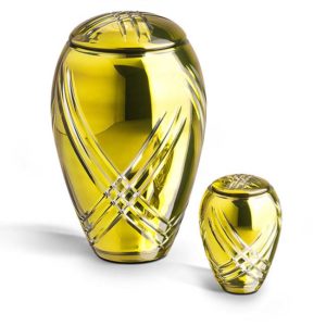 small premium bohemian crystal glass urn