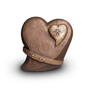 urne en céramique pour animaux de compagnie coeur avec collier